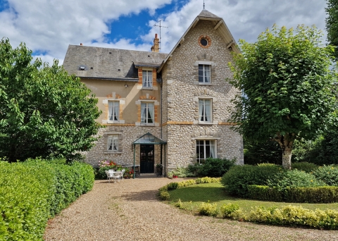 LOIRE & CHARME Immobilier - Biens de charme et de caractère en Val de Loire
