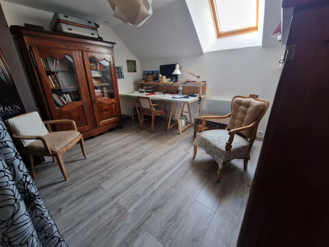 Photo 11